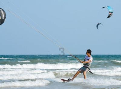 “青”眼最泉州丨寺门悠静倒莲花 古韵流传盈海涯